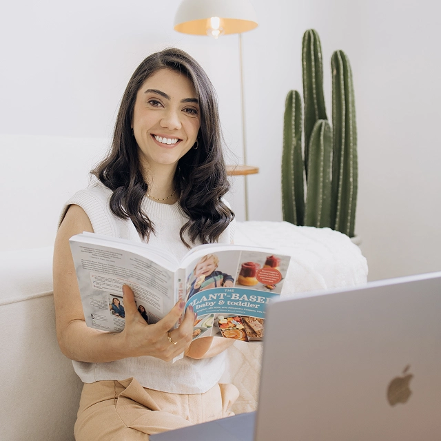 Tatiana Consoli trabalhando